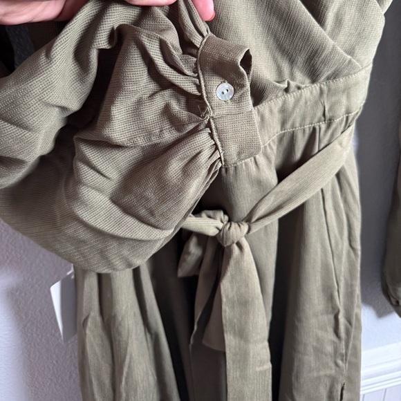 Joyfolie Malin Dress in Sage Green Long Sleeve Maxi 
Size XL - Picture 10 of 10